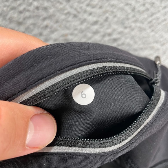 Lululemon Run Times Short II* 4" Black Size 6 Womens Athletic Comfort Workout - Picture 7 of 8